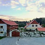 Guest house Kaminek 3*