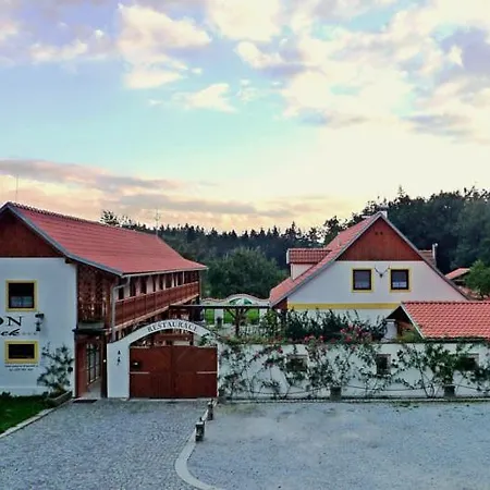 Penzion Kaminek 3*