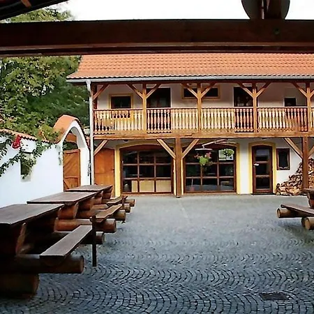 Kaminek Penzion Nové Hrady