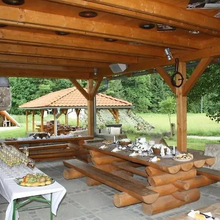 Kaminek Penzion 3*