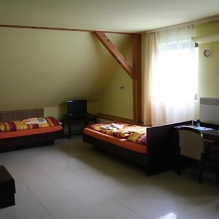 Kaminek Penzion 3*