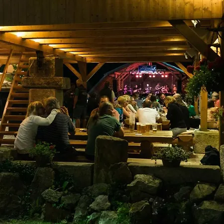 Kaminek Penzion 3*