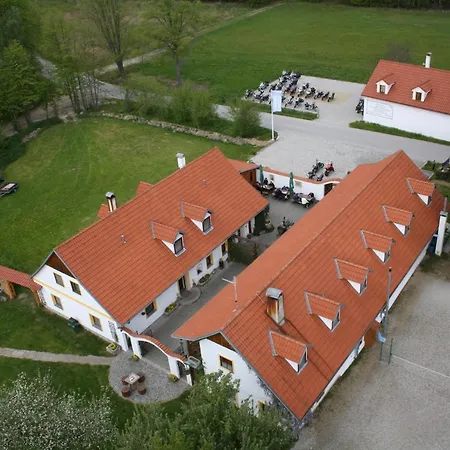 Guest house Kaminek 3*