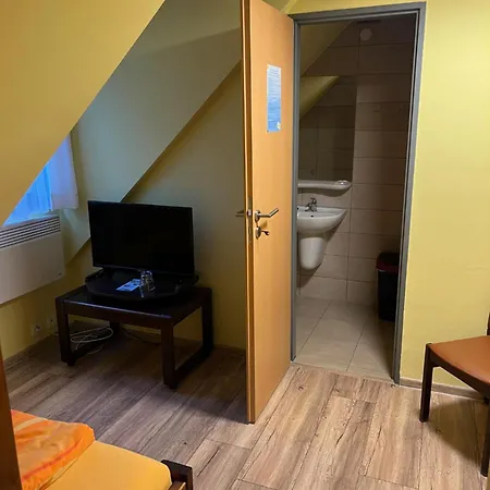 Kaminek Nové Hrady