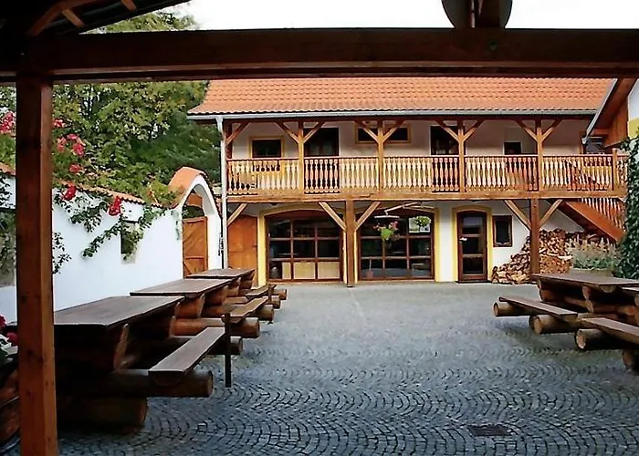 Kaminek בית הארחה Nové Hrady