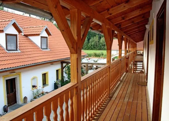 Kaminek 3* Nové Hrady
