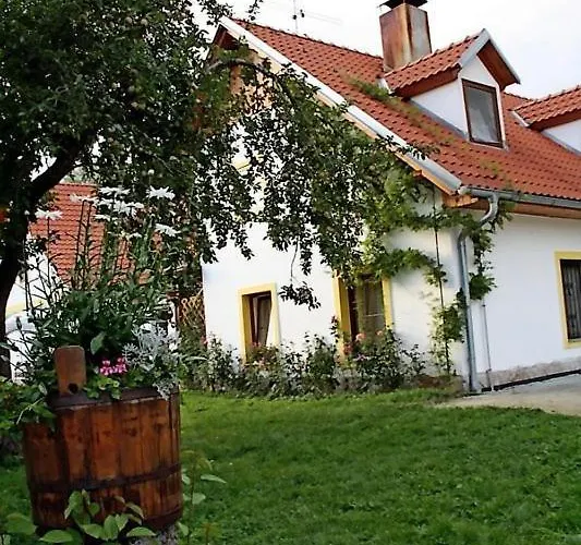 Kaminek בית הארחה